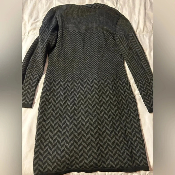 SOFT Surroundings Black Chevron Wool Blend West Saxon Long Sweater Women’s S - Picture 8 of 8